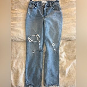 Abercrombie & Fitch Ultra High Rise 90s Straight Jeans